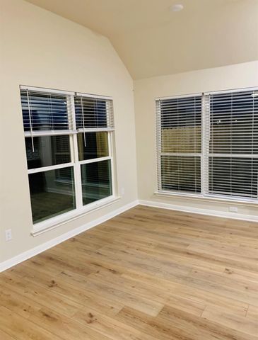 808 Fallbrook DR, Temple, TX 76502