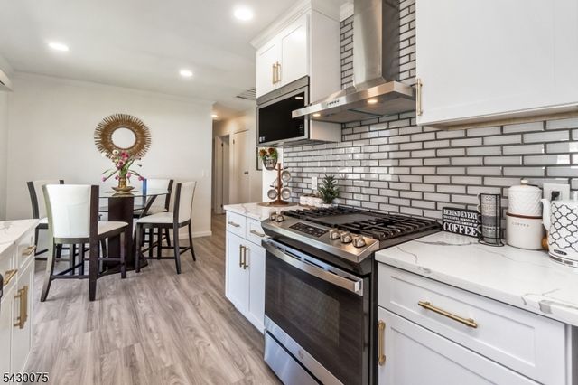 355 Kent St, Phillipsburg Town, NJ 08865