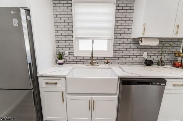 355 Kent St, Phillipsburg Town, NJ 08865