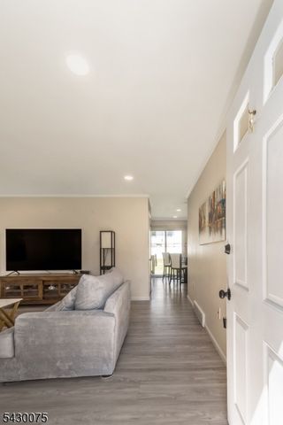 355 Kent St, Phillipsburg Town, NJ 08865