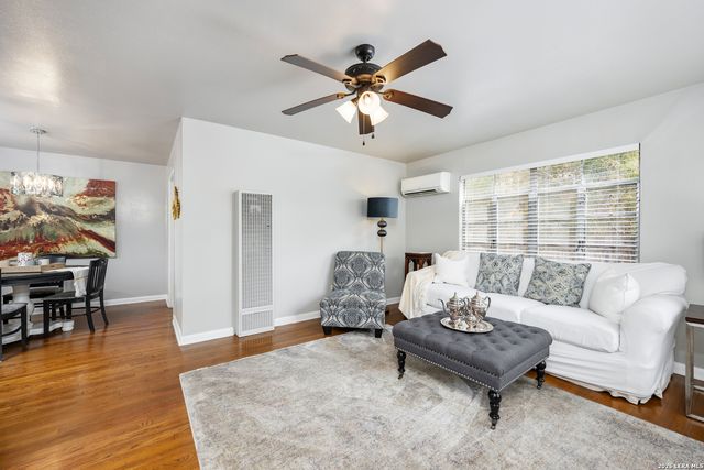 111 Grandview Place, Alamo Heights, TX 78209