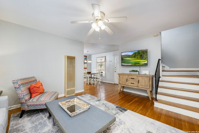 111 Grandview Place, Alamo Heights, TX 78209