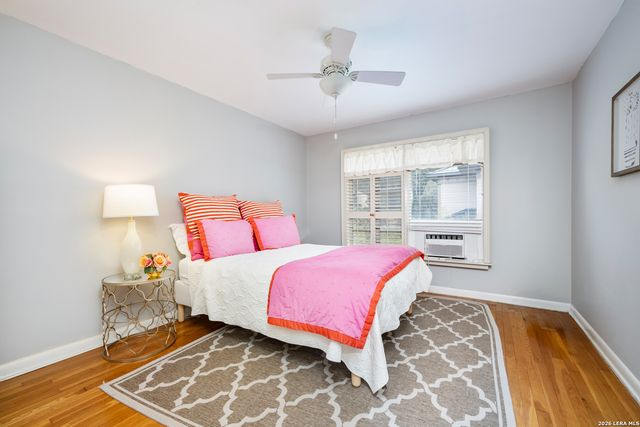 111 Grandview Place, Alamo Heights, TX 78209