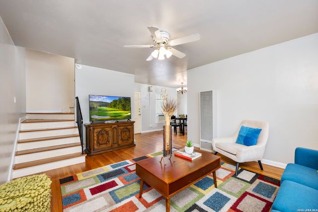 111 Grandview Place, Alamo Heights, TX 78209