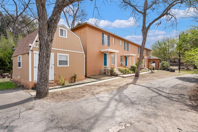 111 Grandview Place, Alamo Heights, TX 78209