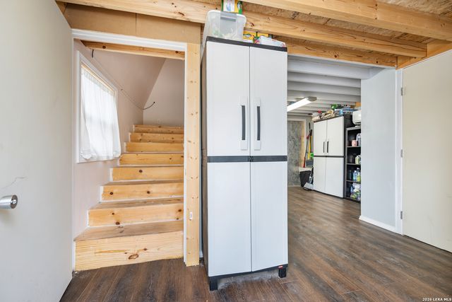 111 Grandview Place, Alamo Heights, TX 78209