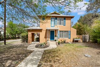 111 Grandview Place, Alamo Heights, TX 78209