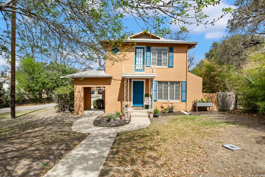 111 Grandview Place, Alamo Heights, TX 78209