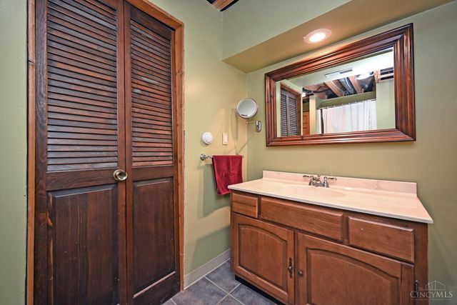 1200 Lismore, Union Twp, OH 45103