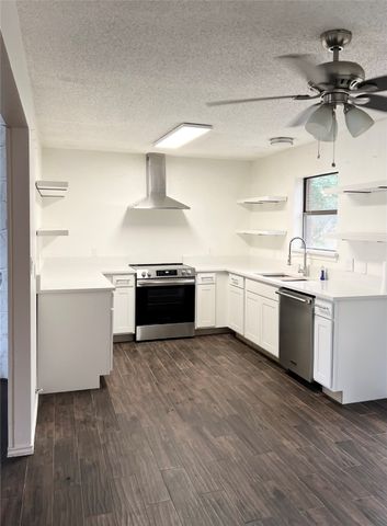 1429 Keisa Lane, Irving, TX 75060