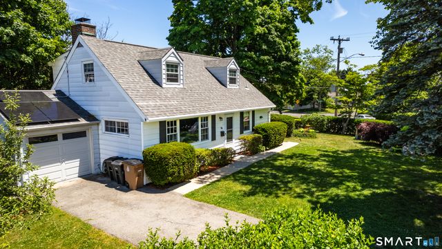 94 Mathews Street, Stamford, CT 06902