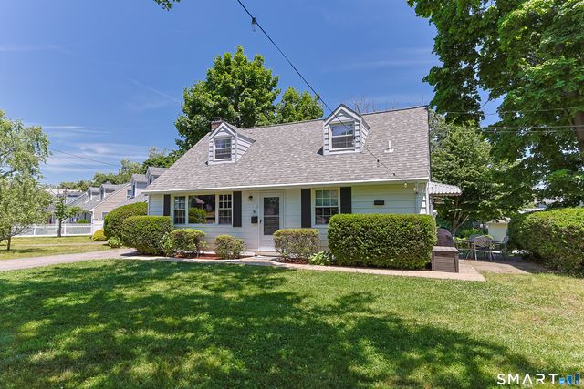 94 Mathews Street, Stamford, CT 06902
