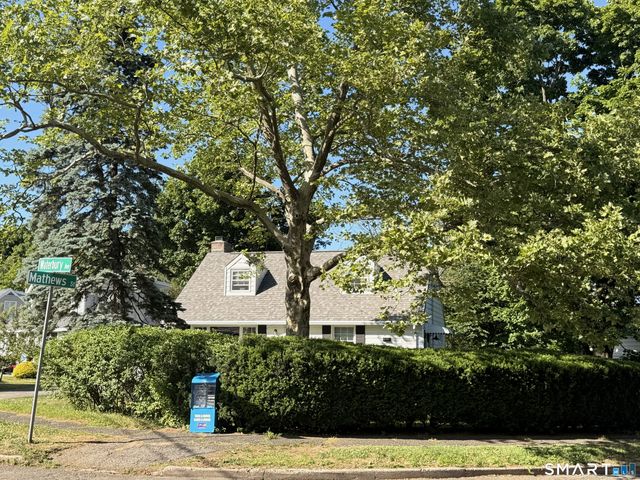94 Mathews Street, Stamford, CT 06902