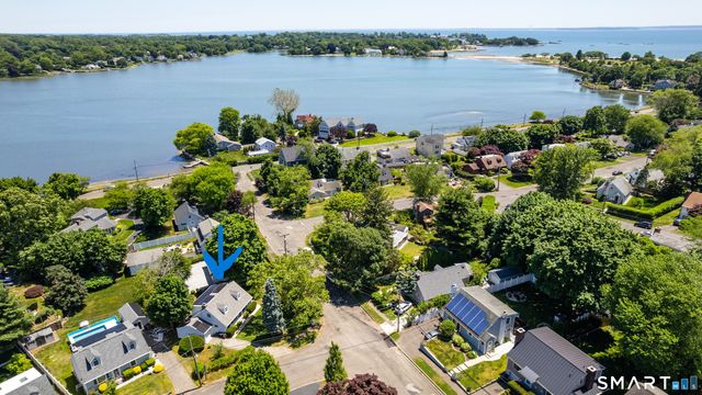 94 Mathews Street, Stamford, CT 06902