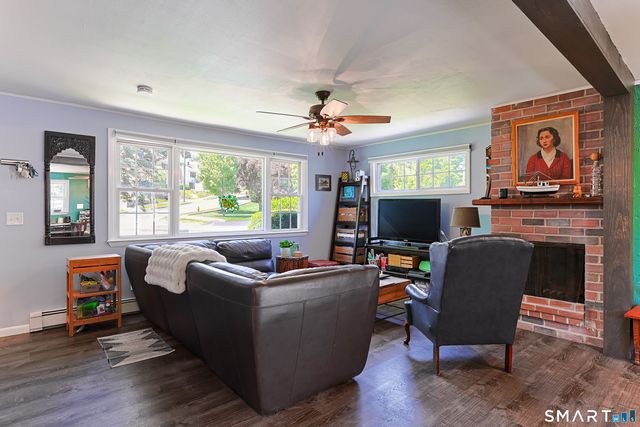 94 Mathews Street, Stamford, CT 06902