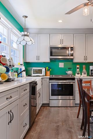 94 Mathews Street, Stamford, CT 06902