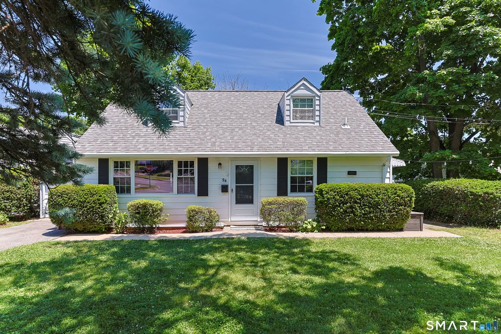 94 Mathews Street, Stamford, CT 06902