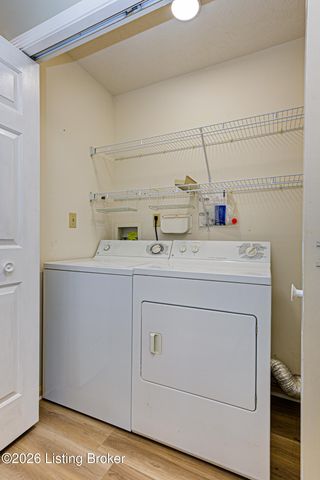 4816 Wooded Oak Cir, Louisville, KY 40245