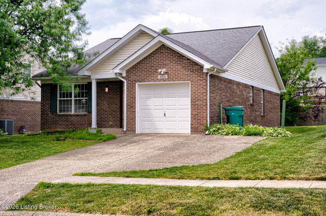 4816 Wooded Oak Cir, Louisville, KY 40245