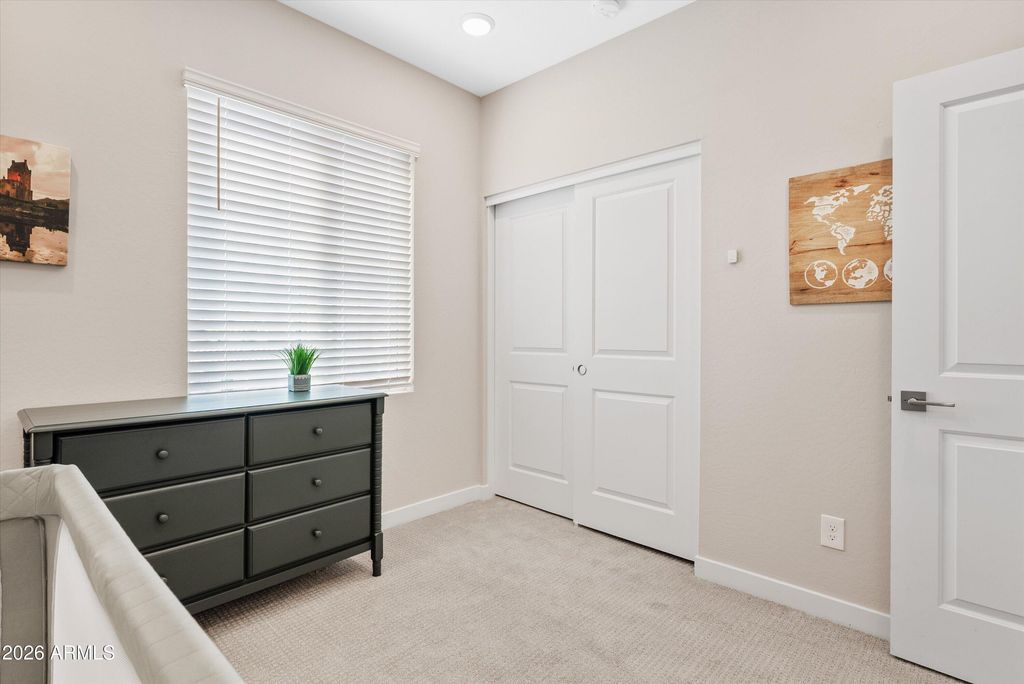Image 15 of property listing at 9310 E SEQUENCE Avenue, Mesa, AZ 85212