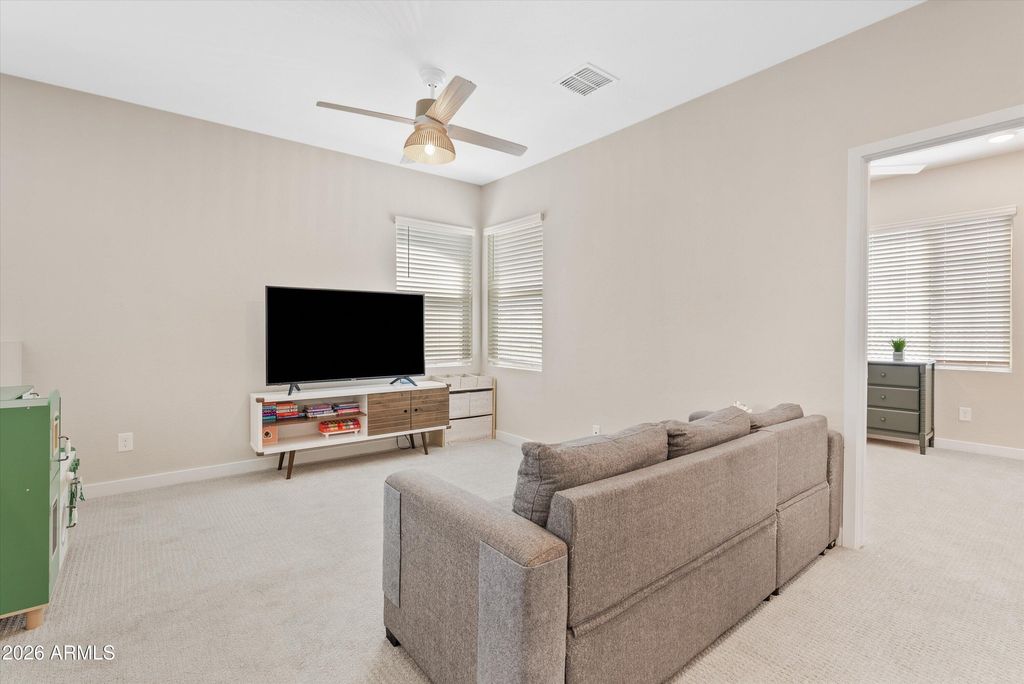 Image 16 of property listing at 9310 E SEQUENCE Avenue, Mesa, AZ 85212