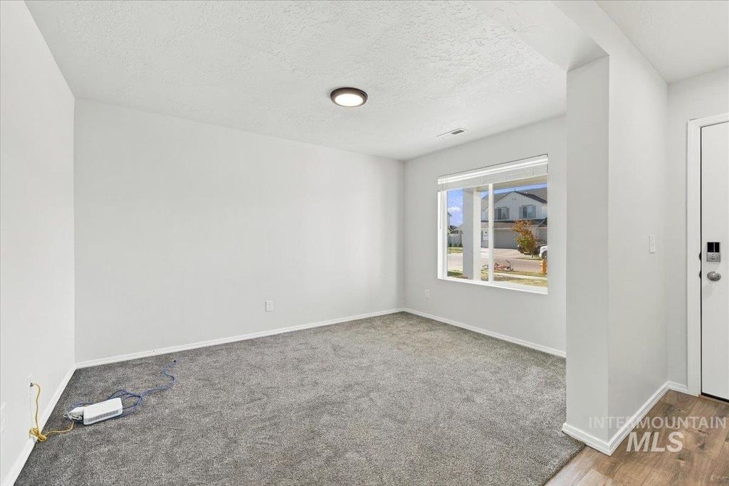 7404 E Marble Springs Dr, Nampa, ID 83687 photo 4