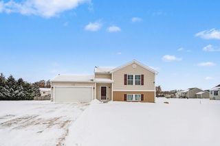 6230 Summer Ridge Court, Greenville, MI 48838