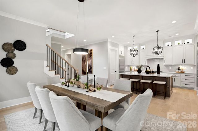 8163 Fairview Road, Charlotte, NC 28226