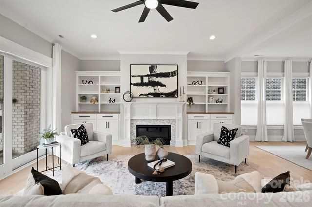 8163 Fairview Road, Charlotte, NC 28226