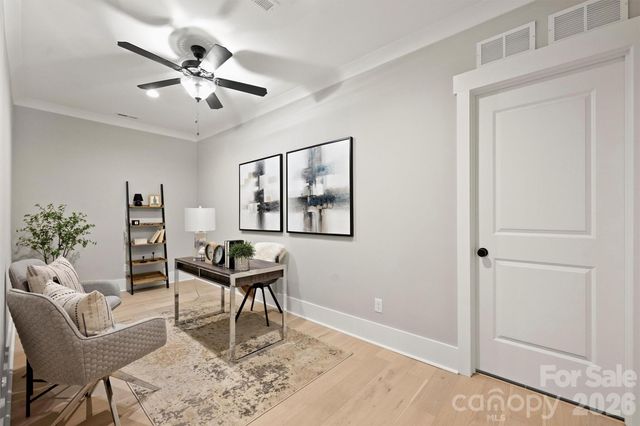 8163 Fairview Road, Charlotte, NC 28226