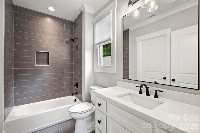 8163 Fairview Road, Charlotte, NC 28226