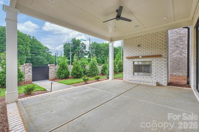 8163 Fairview Road, Charlotte, NC 28226