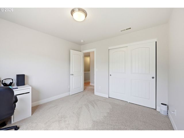 19119 DUBLIN Ave, Sandy, OR 97055