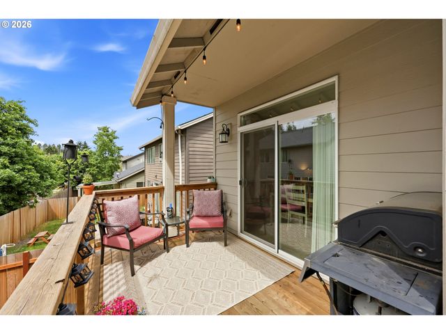 19119 DUBLIN Ave, Sandy, OR 97055