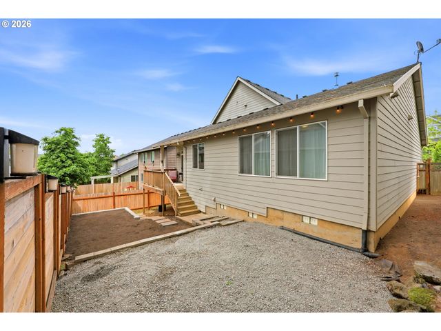 19119 DUBLIN Ave, Sandy, OR 97055