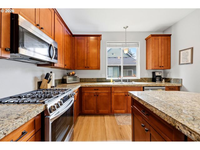 19119 DUBLIN Ave, Sandy, OR 97055