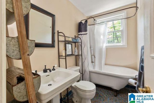 1300 BOOGER HOLLOW ROAD, Anniston, AL 36207