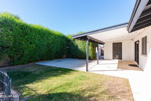 841 E 10TH Street, Mesa, AZ 85203