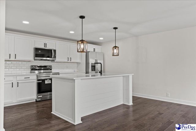 100 Wall Street, Marion, SC 29571