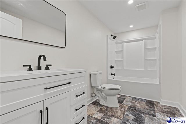 100 Wall Street, Marion, SC 29571