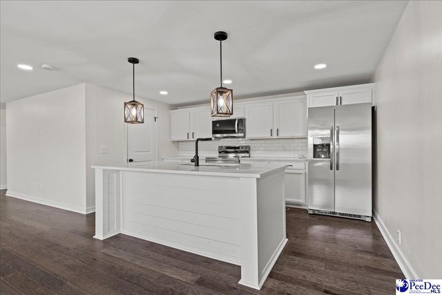 100 Wall Street, Marion, SC 29571