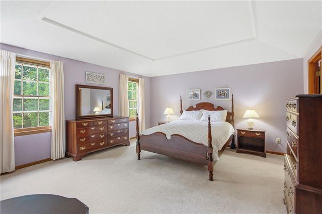 8412 W 116th Terrace, Overland Park, KS 66210