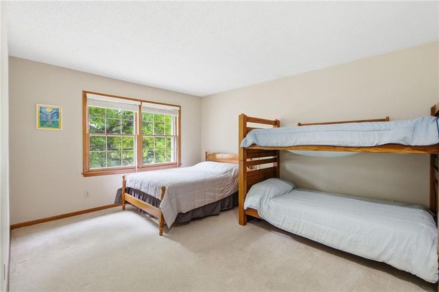 8412 W 116th Terrace, Overland Park, KS 66210