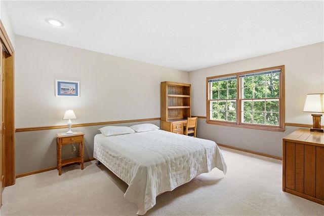 8412 W 116th Terrace, Overland Park, KS 66210