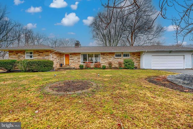 1 GUNPOWDER RD, Glen Arm, MD 21057