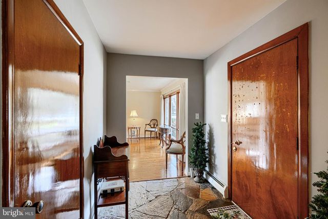 1 GUNPOWDER RD, Glen Arm, MD 21057