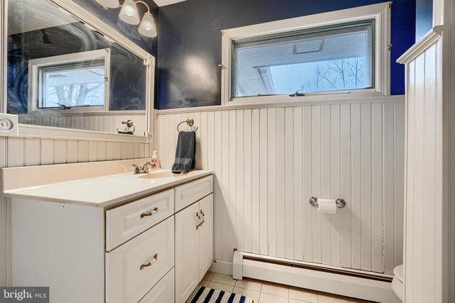 1 GUNPOWDER RD, Glen Arm, MD 21057