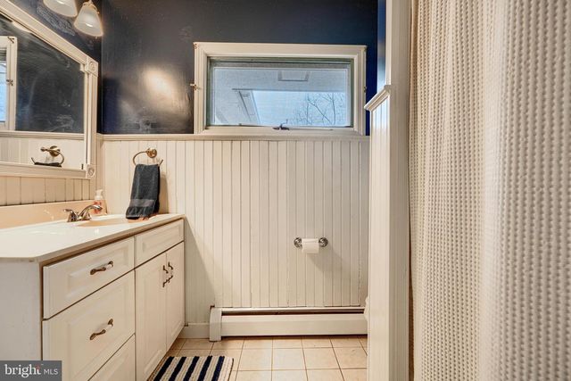 1 GUNPOWDER RD, Glen Arm, MD 21057