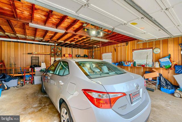 1 GUNPOWDER RD, Glen Arm, MD 21057