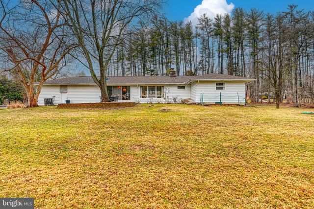 1 GUNPOWDER RD, Glen Arm, MD 21057